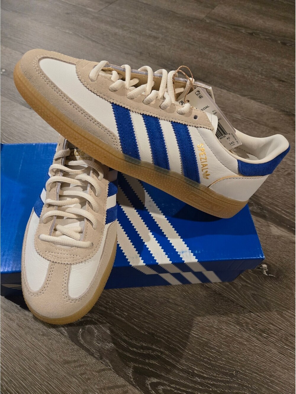 adidas Daily 4.0 Grey Blue Gum Casual Shoes JQ5647 Men's Size 10.5